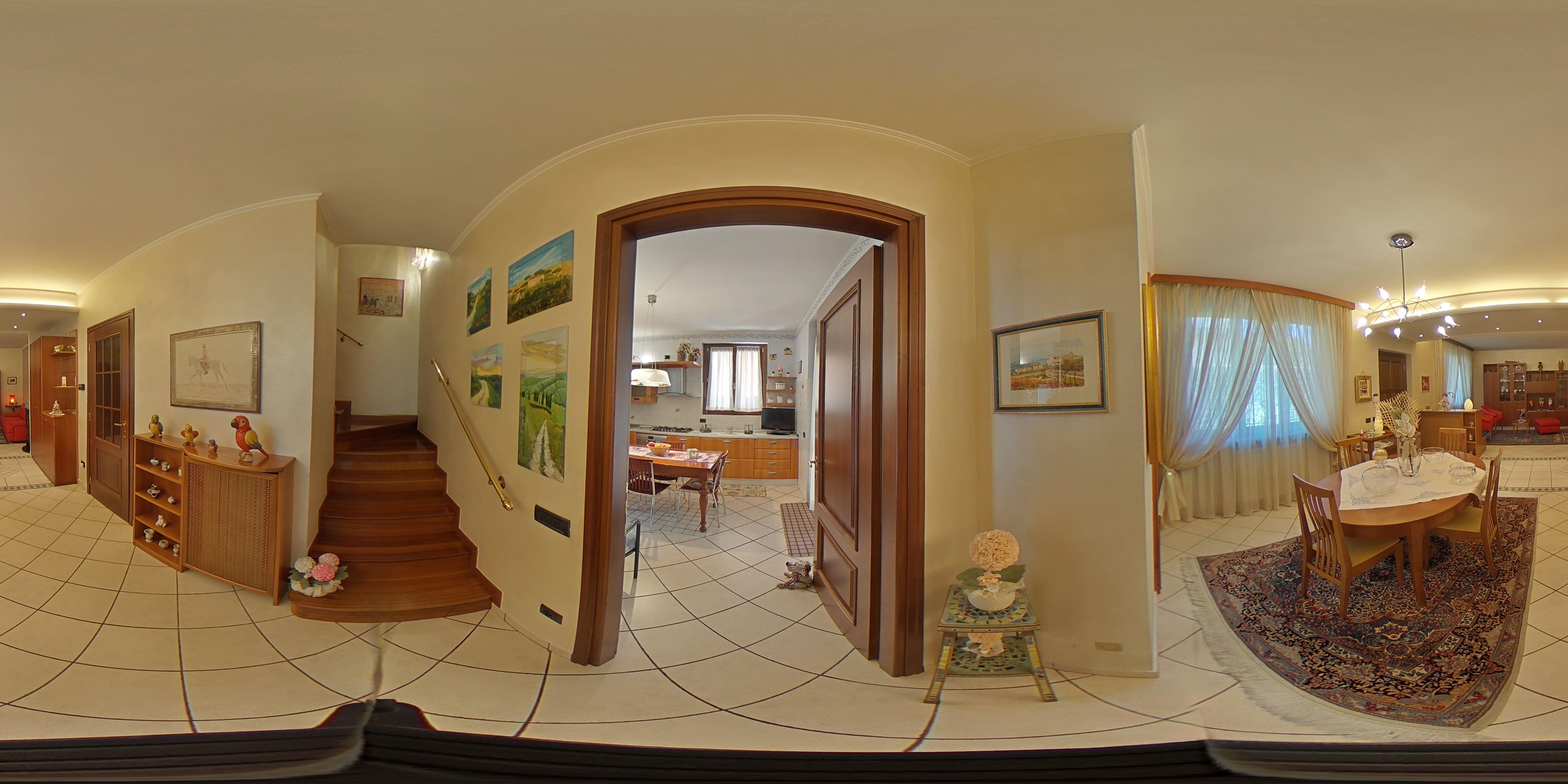 Villa in Vendita Meda