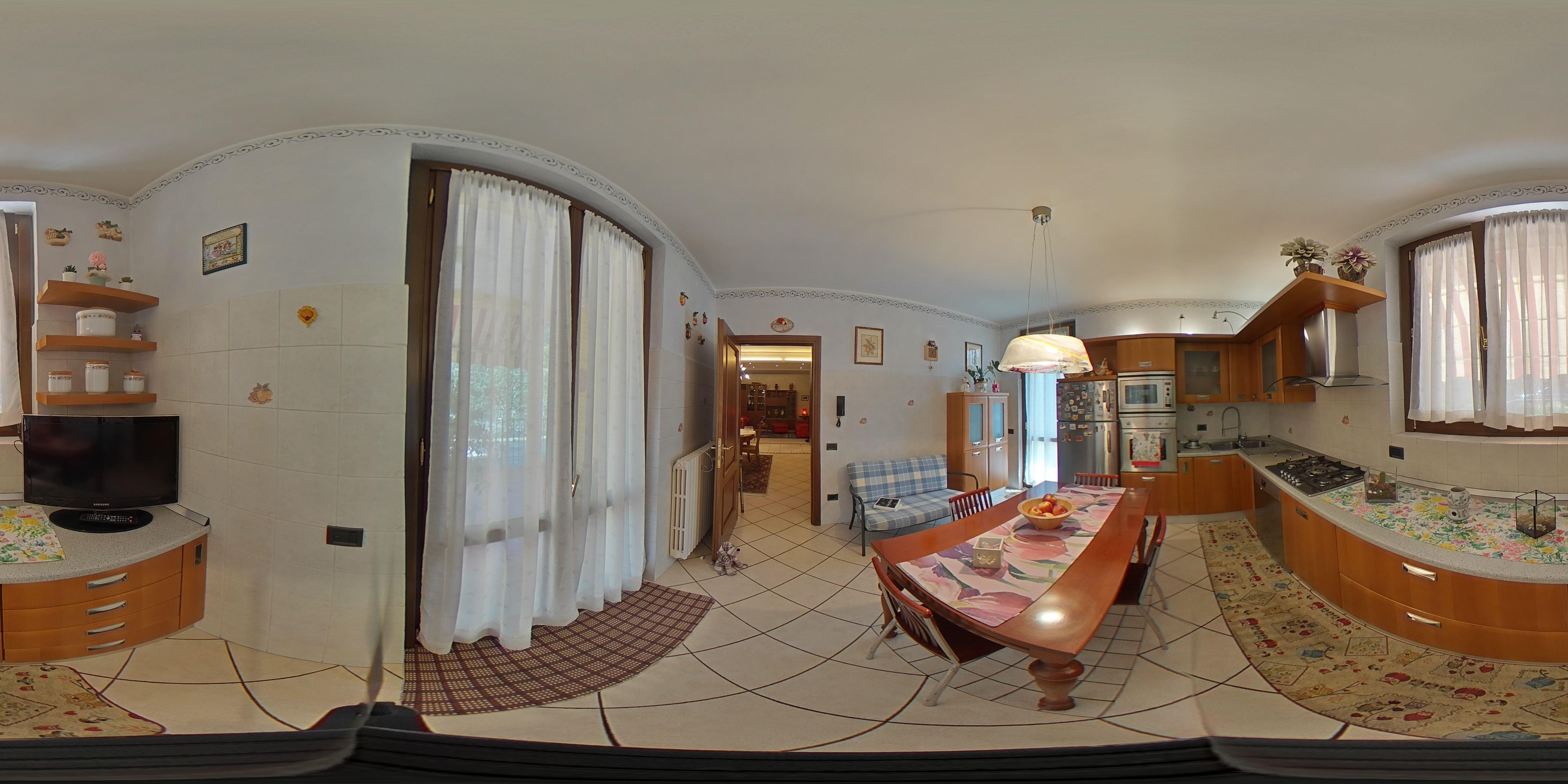 Villa in Vendita Meda